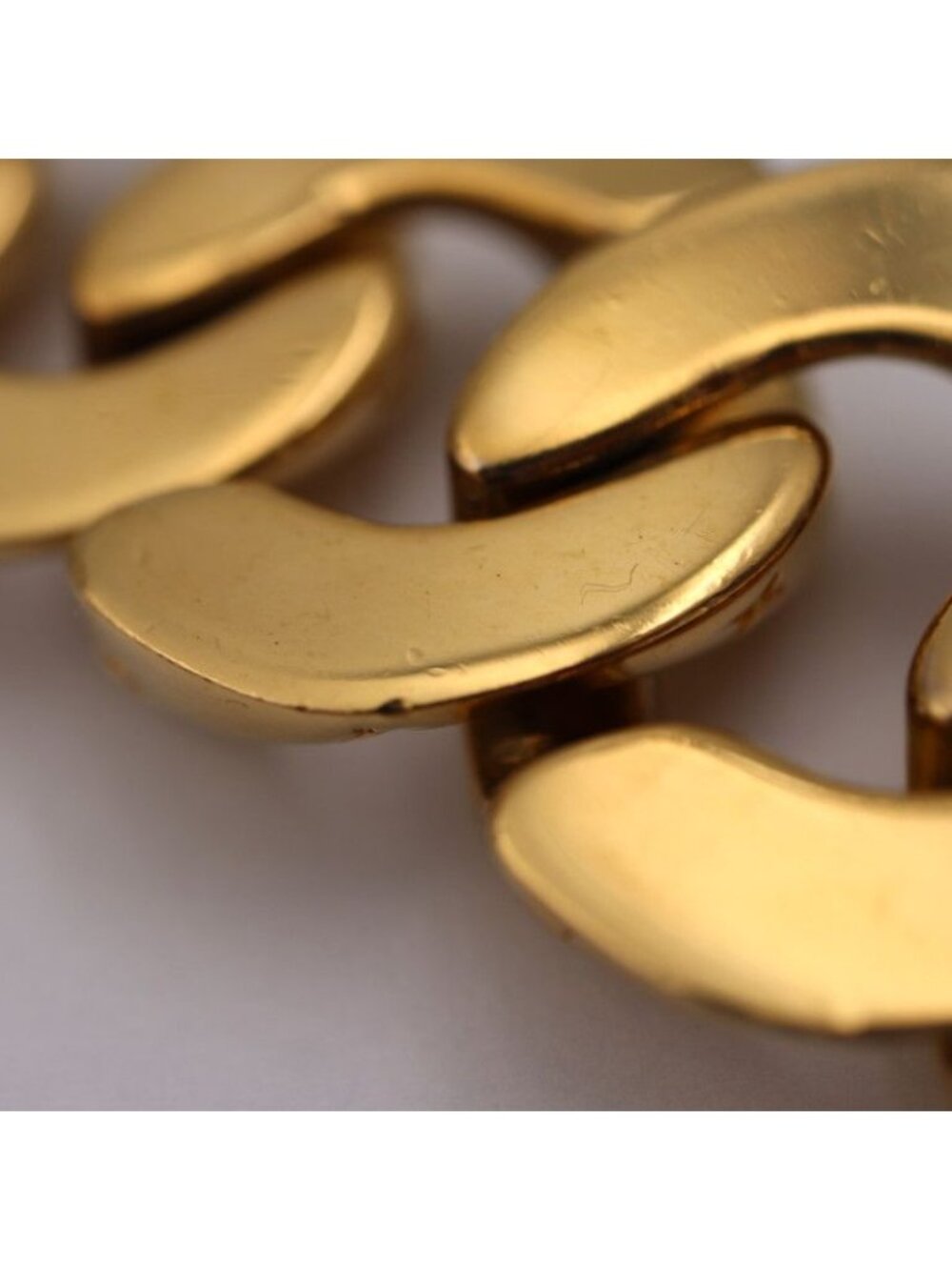 Louis Vuitton Bracelet 2 D Metal Gold Monogram Circle - Picture 4 of 10